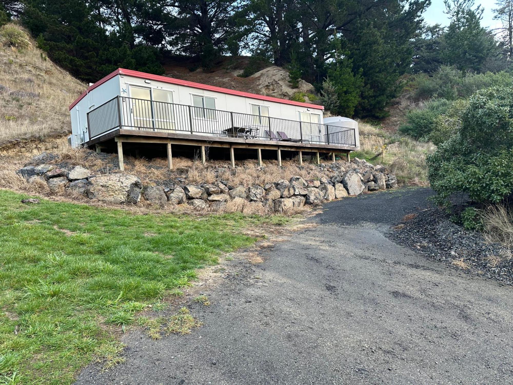 Lush And Sands - Takamatua Holiday Home Akaroa Exterior photo